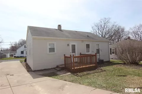 105 W Sunny Ln, Eureka, IL 61530 photo 24