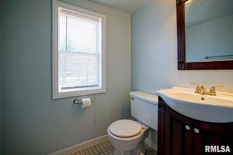 703 S Main St, Eureka, IL 61530 photo 28
