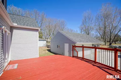 703 S Main St, Eureka, IL 61530 photo 33