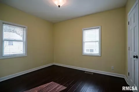 703 S Main St, Eureka, IL 61530 photo 19