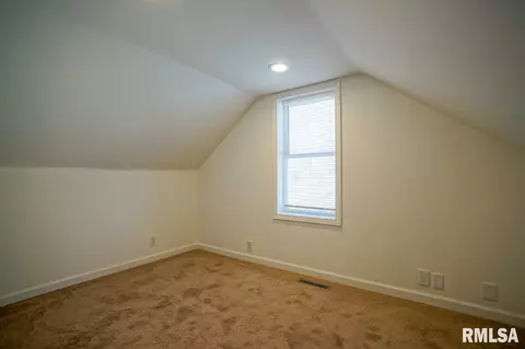703 S Main St, Eureka, IL 61530 photo 22