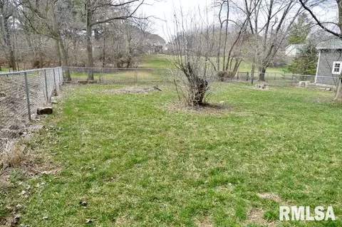1904 Century Dr, Eureka, IL 61530 photo 31