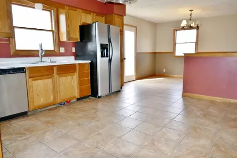1904 Century Dr, Eureka, IL 61530 photo 10