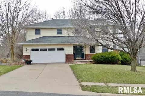 1904 Century Dr, Eureka, IL 61530 photo 1