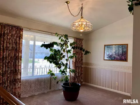 1206 Grand Ave, Macomb, IL 61455 photo 6