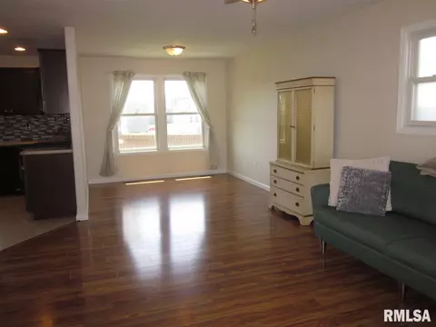 1101 Devon Ln, Washington, IL 61571 photo 7