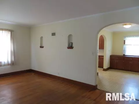 537 S Mathis St, Morton, IL 61550 photo 3