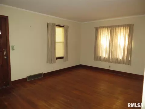 537 S Mathis St, Morton, IL 61550 photo 5