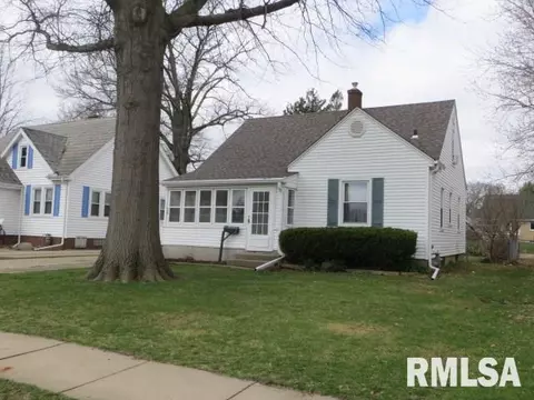 537 S Mathis St, Morton, IL 61550 photo 2