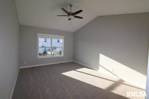 11300 N Chesapeake Ln, Dunlap, IL 61525 photo 8