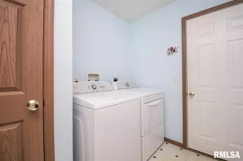 4649 S King Arthur Ct, Mapleton, IL 61547 photo 13