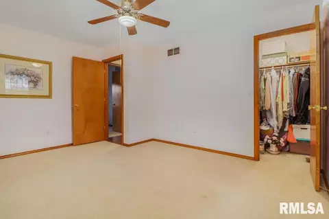 1514 Augusta, Normal, IL 61761 photo 32