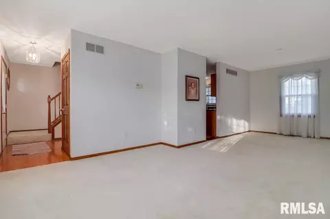 1514 Augusta, Normal, IL 61761 photo 5
