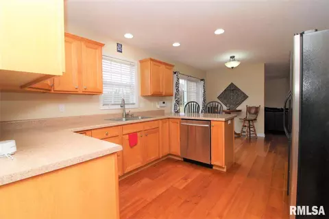 11408 N Casey Ct, Dunlap, IL 61525 photo 5