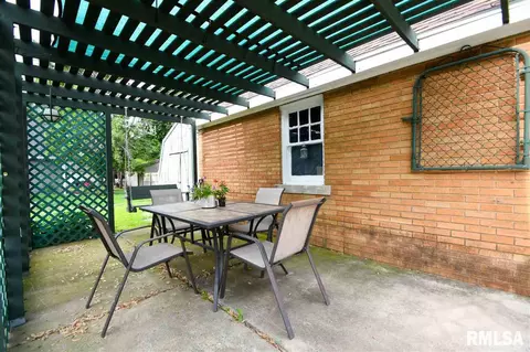 309 E Jackson St, Morton, IL 61550 photo 9