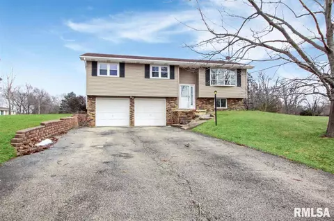 4304 S Banbury Cove Cv, Mapleton, IL 61547 photo 2