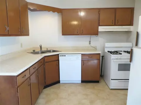 310 Circle Dr, Morton, IL 61550 photo 18