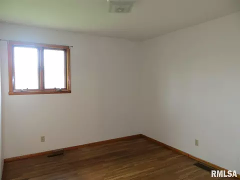 310 Circle Dr, Morton, IL 61550 photo 10