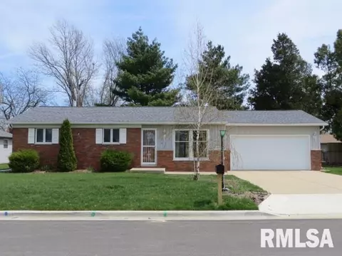310 Circle Dr, Morton, IL 61550 photo 1