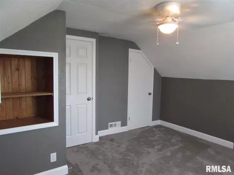 505 James St, Eureka, IL 61530 photo 14