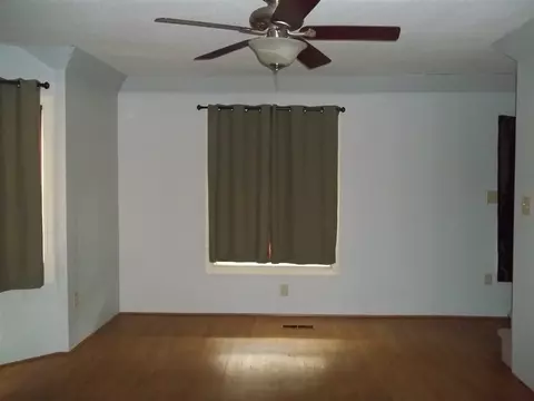 111 N Major, Eureka, IL 61530 photo 10
