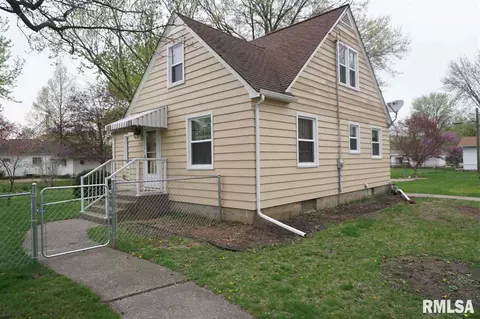 205 E Sheridan St, Manito, IL 61546 photo 4