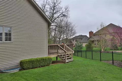 714 W Copperfield Dr, Dunlap, IL 61525 photo 3