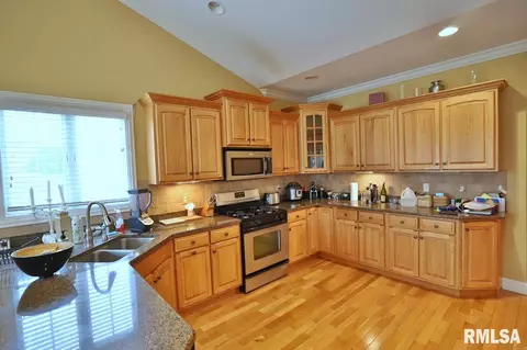 714 W Copperfield Dr, Dunlap, IL 61525 photo 14