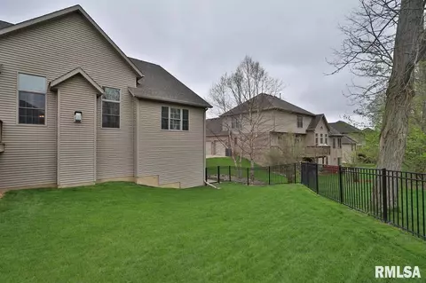 714 W Copperfield Dr, Dunlap, IL 61525 photo 6