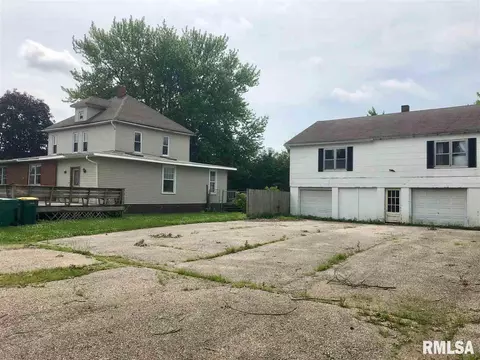 1400 Maple Ave, Macomb, IL 61455 photo 1