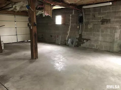 1400 Maple Ave, Macomb, IL 61455 photo 32