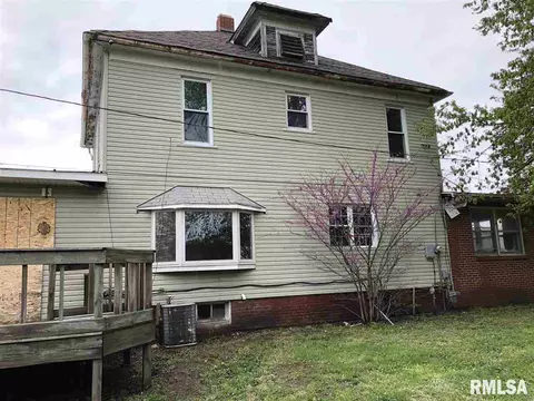 1400 Maple Ave, Macomb, IL 61455 photo 3