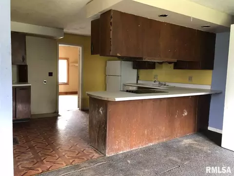 1400 Maple Ave, Macomb, IL 61455 photo 12
