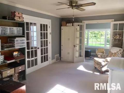 408 N Walnut St, Delavan, IL 61734 photo 25