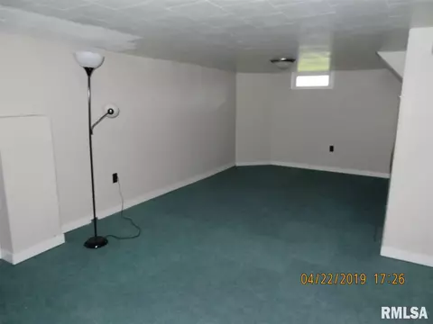 215 Murphy, Metamora, IL 61548 photo 16