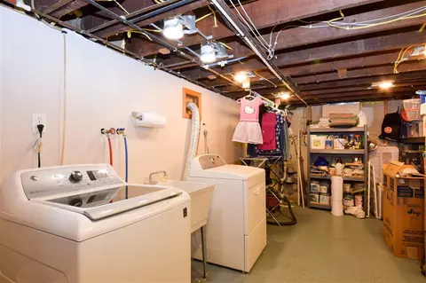 904 E Adams, Washington, IL 61571 photo 19