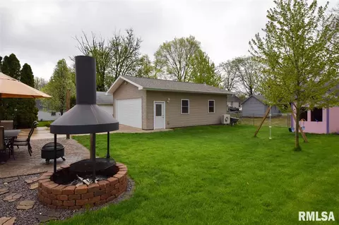 904 E Adams, Washington, IL 61571 photo 25