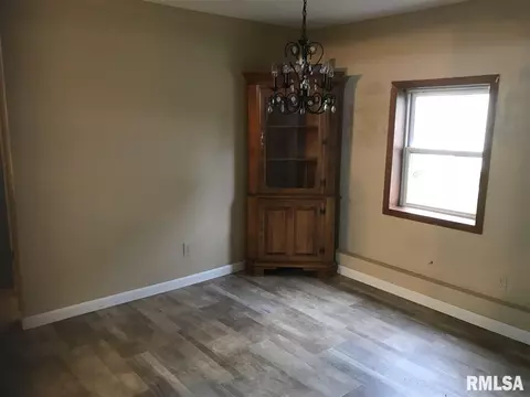 308 E Summit St, Macomb, IL 61455 photo 6