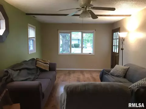308 E Summit St, Macomb, IL 61455 photo 19