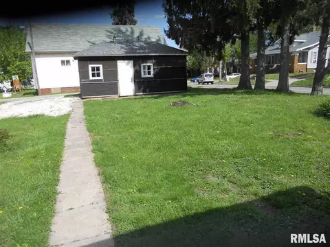 405 Baxter St, Canton, IL 61520 photo 12