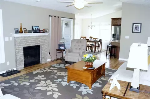 1317 Mitchell, Washington, IL 61571 photo 4