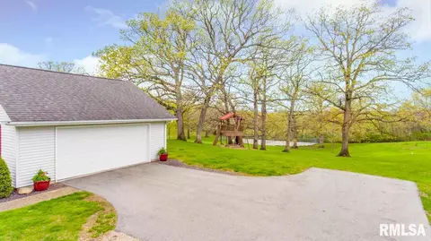1589 Upper Spring Bay Rd, Metamora, IL 61548 photo 5