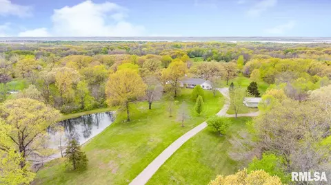 1589 Upper Spring Bay Rd, Metamora, IL 61548 photo 2