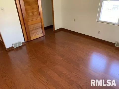 101 N Maple Ave, Morton, IL 61550 photo 5