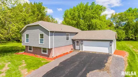 6805 W Lamarsh Dr, Mapleton, IL 61547 photo 2