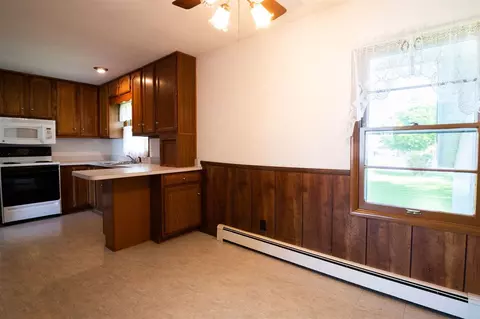 903 E Madison St, Metamora, IL 61548 photo 11
