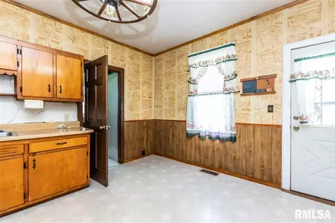 114 Murphy Ln, Germantown Hills, IL 61548 photo 5