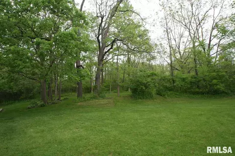 18290 River Rd, Danvers, IL 61732 photo 2