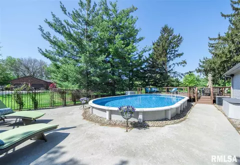 497 E Townhall Rd, Germantown Hills, IL 61548 photo 29