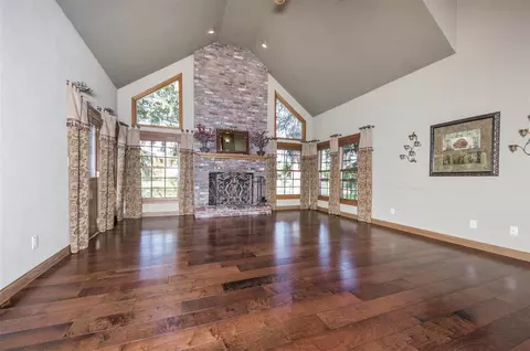 497 E Townhall Rd, Germantown Hills, IL 61548 photo 6